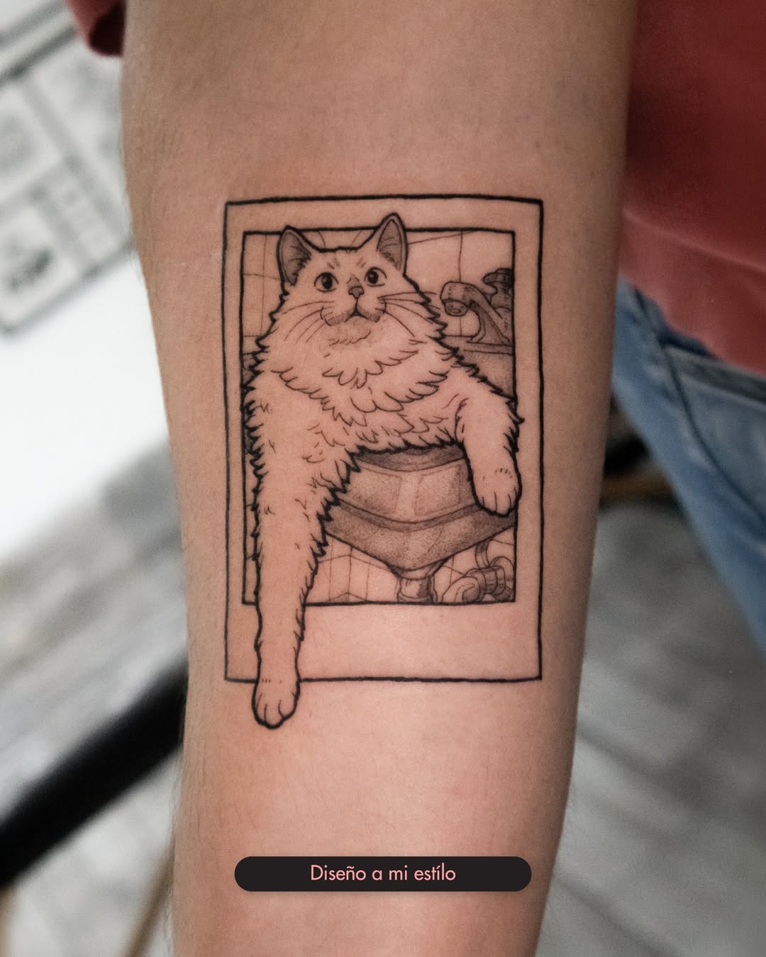 Tatuaje de gato black and gray por Tattoos x Roditas